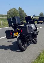 BMW R 1300 GS Adventure met BMW koffers + Akrapovic, Motoren, 2 cilinders