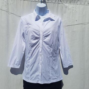 Leuke witte dames blouse. Mt 40. Merk Charles Vögele beschikbaar voor biedingen