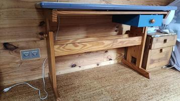 Bureau verstelbaar  beschikbaar voor biedingen