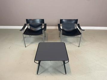 ‘t Spectrum SZ12 lounge chairs Walter Antonis met tafel beschikbaar voor biedingen