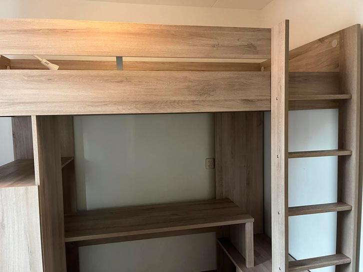 Hoogslaper met bureau, kast en lades, Kinderen en Baby's, Kinderkamer | Stapelbedden en Hoogslapers, Gebruikt, Hoogslaper, Ophalen of Verzenden
