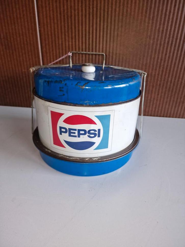 Pepsi  cake trommel, Verzamelen, Merken en Reclamevoorwerpen, Gebruikt, Gebruiksvoorwerp, Ophalen