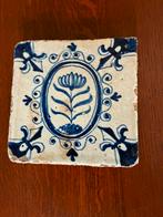 Antieke tegel, Antiek en Kunst, Antiek | Wandborden en Tegels, Ophalen of Verzenden