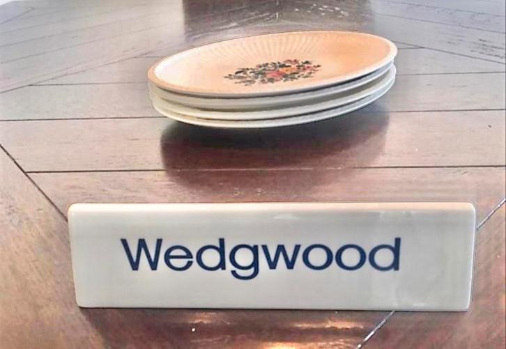 Wedgwood Conway belegschaaltje, Huis en Inrichting, Keuken | Servies, Zo goed als nieuw, Schaal of Schalen, Wedgwood, Aardewerk