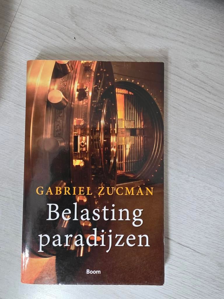 Belastingparadijzen - Gabriel Zucman, Maatschappij en Samenleving, Ophalen of Verzenden, Zo goed als nieuw, Wereld