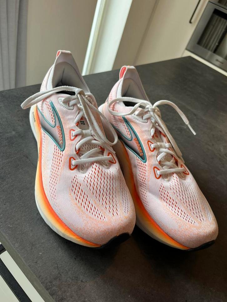 Brooks Glycerin 22 heren maat 44, Sport en Fitness, Loopsport en Atletiek, Zo goed als nieuw, Hardloopschoenen, Hardlopen, Overige merken