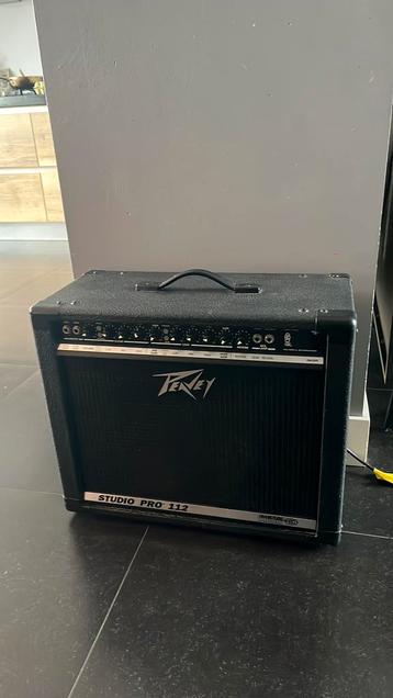 Studio Pro 112 Versterker - Professioneel 200W beschikbaar voor biedingen