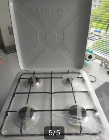 Butaan / Propaan 4 pits gasstel Nieuw in doos 50x50x10 beschikbaar voor biedingen