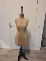 Antieke paspop, Ophalen