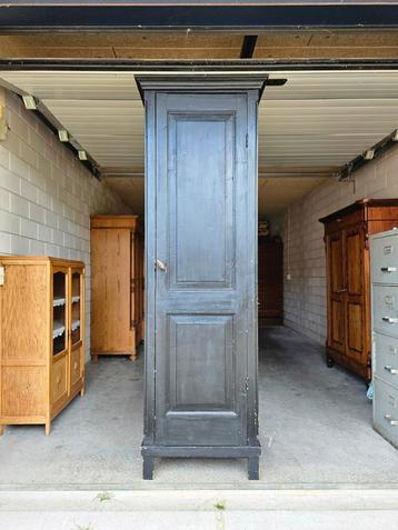 Antieke Framse smalle eendeurskast vintage meidenkast kast beschikbaar voor biedingen