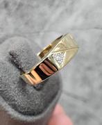 14k gouden ring met kleine Diamant, Heer, Ophalen of Verzenden, Zo goed als nieuw, 17 tot 18