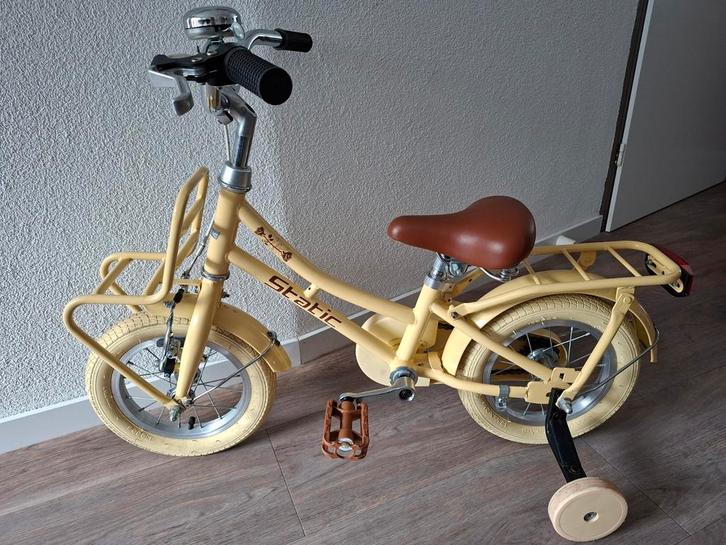 meisjes fiets 12 inch zeer netjes met zijwieltjes, Fietsen en Brommers, Fietsen | Meisjes, Gebruikt, 14 inch of minder, Handrem