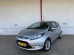 Ford Fiesta 1.4 Ghia |Nieuwe APK!|Automaat!|Airco!|, Gebruikt, 4 cilinders, 39 €/maand, Fiësta