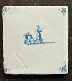 Tegel, kinderspelen (koppeltje duikelen), Delfts blauw, 1650, Antiek en Kunst, Ophalen of Verzenden