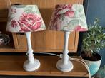 Sint/Kerst Tip 2X Brocante lamp met gebloemde kap samen €5, Huis en Inrichting, Lampen | Tafellampen, Ophalen, Zo goed als nieuw