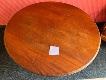 Vintage Ronde Houten Tafel  beschikbaar voor biedingen