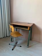 Vintage lessenaar met stoel, Kinderen en Baby's, Kinderkamer | Tafels en Stoelen, Ophalen, Gebruikt, Tafel(s) en Stoel(en)