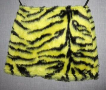 Nieuwe verkleedkleding/carnavalskleding maat 116 €5,- per st beschikbaar voor biedingen