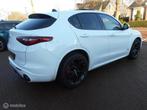 Alfa Romeo Stelvio 2.0 GME 280 AWD Veloce PANORAMADAK+ADAPTI, Auto's, Automaat, Euro 6, 4 cilinders, Wit