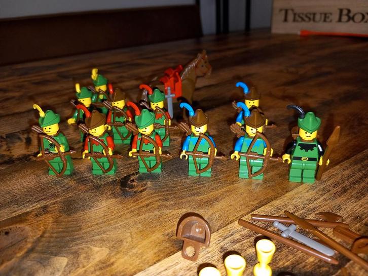 Lego 6066 castle forestmen Camouflaged outpost x2, 1 compl., Kinderen en Baby's, Speelgoed | Duplo en Lego, Gebruikt, Lego, Complete set