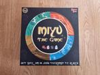 Bordspel / Miyu of Tina, Hobby en Vrije tijd, Gezelschapsspellen | Bordspellen, Verzenden, Zo goed als nieuw, University Games