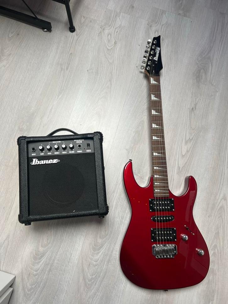 Ibanez Gio Gitaar + Versterker, Muziek en Instrumenten, Snaarinstrumenten | Gitaren | Elektrisch, Gebruikt, Solid body, Ibanez