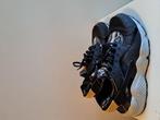 Nike Huarache maat 37,5. Vallen klein., Ophalen of Verzenden, Sneakers of Gympen