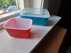 Vintage, Pyrex ovenschaaltjes, rood en blauw, Ophalen of Verzenden, Zo goed als nieuw