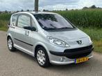 Peugeot 1007 1.4 Urban AUT APK 01-2026 Airco Nette auto!, Stof, Zwart, 4 cilinders, 4 stoelen