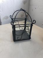 Glazen windlicht met metalen frame, Huis en Inrichting, Woonaccessoires | Kandelaars en Kaarsen, Ophalen of Verzenden, Zo goed als nieuw