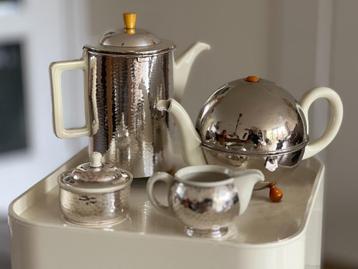 Art-deco WMF verzilverd Hutschenreuther thee- en koffieset beschikbaar voor biedingen