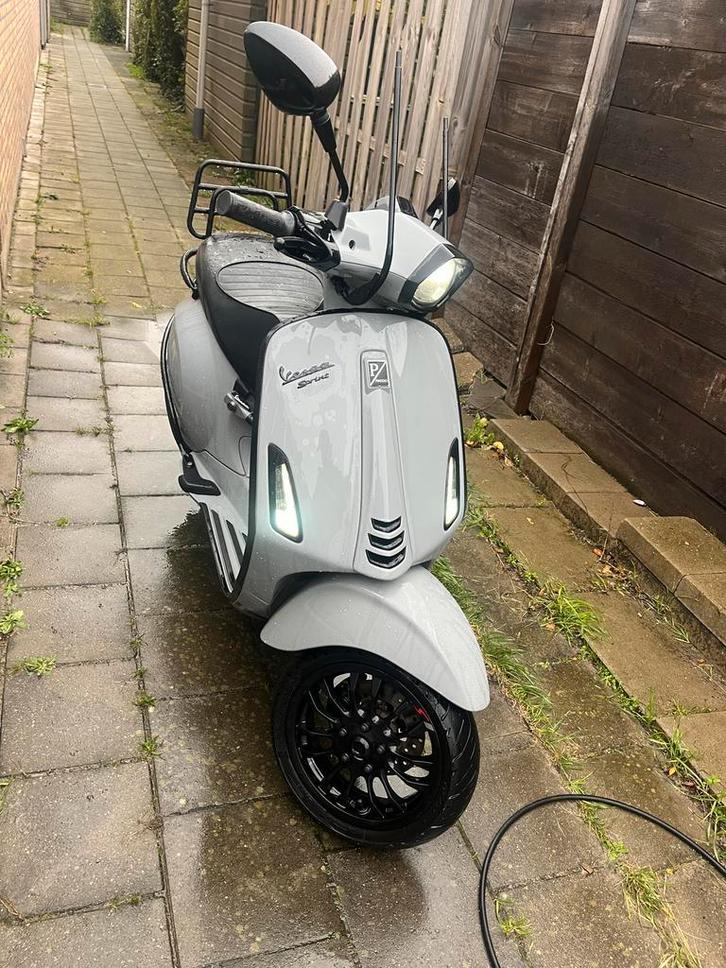 Vespa Sprint Nardo Grey 2020, Fietsen en Brommers, Scooters | Vespa, Zo goed als nieuw, Overige modellen, Maximaal 25 km/u, Benzine