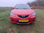 Mazda 3 1.6 Sedan 2005 Rood nieuwe APK, Auto's, Mazda, 47 €/maand, Origineel Nederlands, Te koop, 5 stoelen