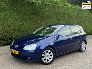 Volkswagen Golf 1.6 FSI Sportline AIRCO IJSKOUD/RIJDT GOED! beschikbaar voor biedingen