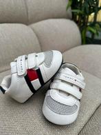 Tommy Hilfiger schoenen wit maat 18 met klittenband, Kinderen en Baby's, Babykleding | Schoentjes en Sokjes, Schoentjes, Tommy Hilfiger