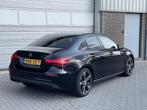 Mercedes-Benz A Limousine 180 Luxury | Panoramadak | Nightpa, Auto's, Mercedes-Benz, Zwart, Origineel Nederlands, Bedrijf, Sedan