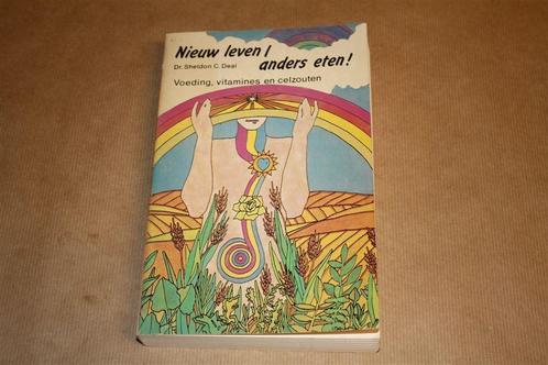 Nieuw leven, anders eten. Voeding, vitaminen en celzouten., Boeken, Gezondheid, Dieet en Voeding, Gelezen, Dieet en Voeding, Ophalen of Verzenden