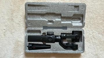 Zhiyun Smooth 4 Phone Gimbal beschikbaar voor biedingen