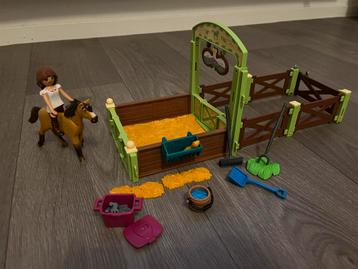 Playmobil Lucky & Spirit paardenbox beschikbaar voor biedingen