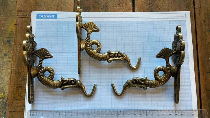 Vintage antiek messing Badkamer Haken. Zee draak & Echtpaar, Huis en Inrichting, Badkamer | Badtextiel en Accessoires, Ophalen of Verzenden