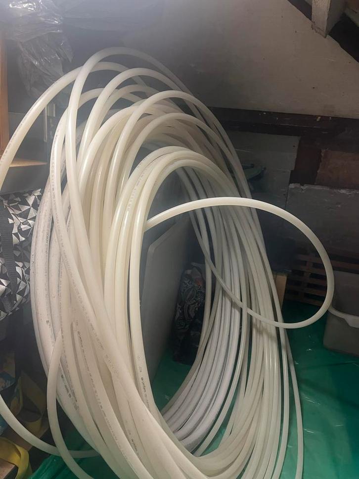Vloerverwarming buis - PE-RT 16x2, Doe-het-zelf en Verbouw, Buizen en Afvoer, Gebruikt, Rechte buis, Overige materialen, 6 meter of meer