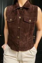 Vintage imitatie suede gilet met knopen Michel Valerie, Kleding | Dames, Bodywarmers, Maat 38/40 (M), Bruin, Michel Valerie, Ophalen of Verzenden