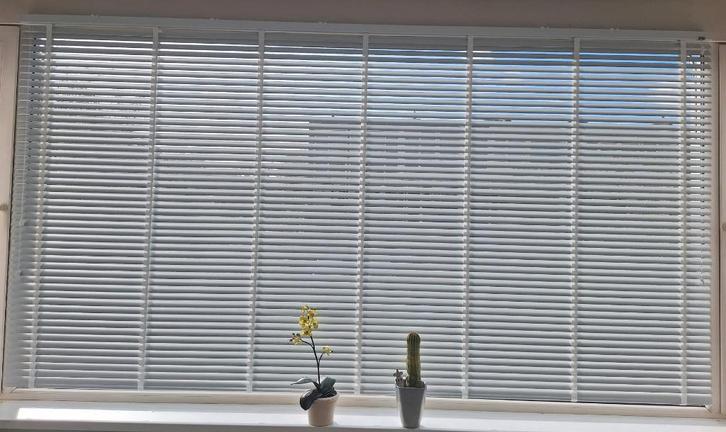 Mooie aluminium jaloezieën 3200x1700x35mm (Click for Blinds), Huis en Inrichting, Stoffering | Gordijnen en Lamellen, Zo goed als nieuw
