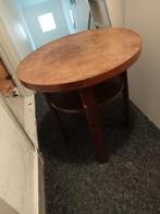 Houten tafeltje., Ophalen