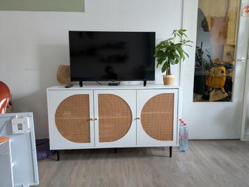 Dressoir/Kast - Zeer Nette Staat - 130x40x76 beschikbaar voor biedingen