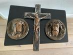 Antiek gipsen kruisbeeld met Jezus en Maria, Ophalen of Verzenden