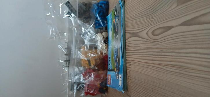 Lego city 60060 auto transporter, Kinderen en Baby's, Speelgoed | Duplo en Lego, Zo goed als nieuw, Lego, Complete set, Ophalen of Verzenden