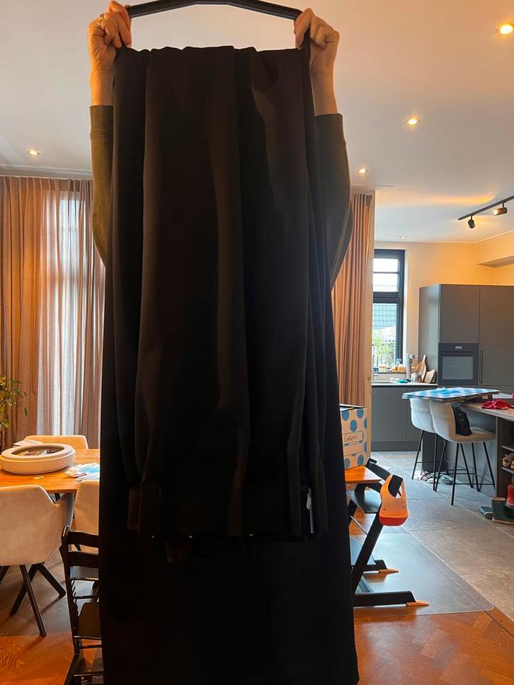 Nieuw gordijn - 280x242 cm, Huis en Inrichting, Stoffering | Gordijnen en Lamellen, Nieuw, 200 cm of meer, Zwart, Ophalen of Verzenden