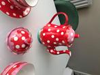 Te koop Rood Polka Dot theeservies van Douwe Egberts, Huis en Inrichting, Keuken | Servies, Ophalen, Overige materialen, Nieuw