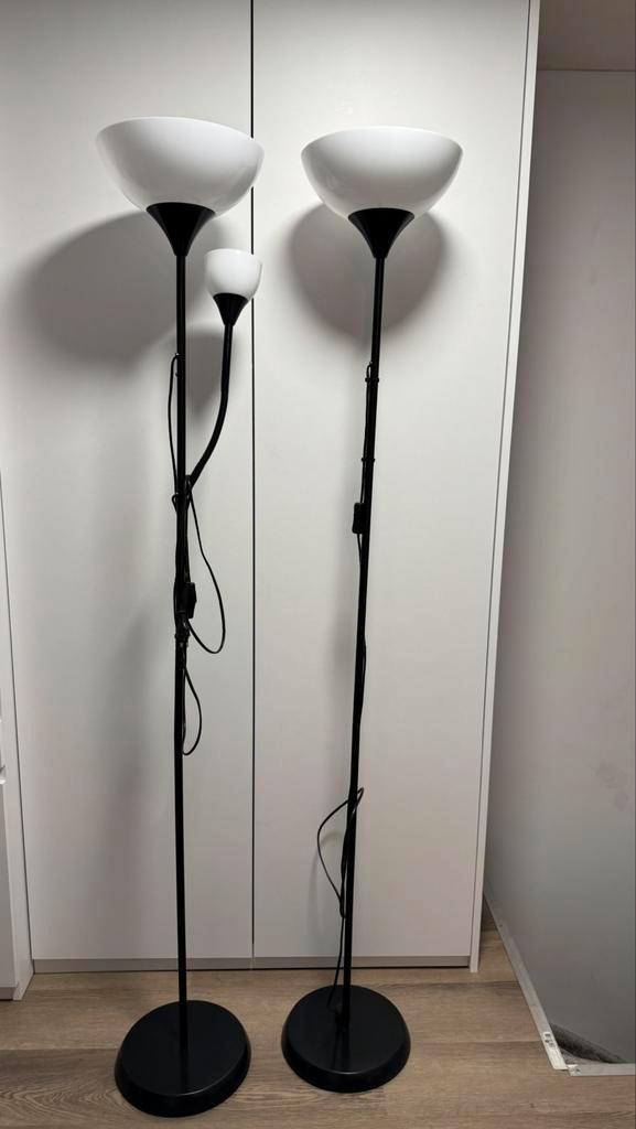 Set van 2 nieuwe staande lampen met leeslamp, Huis en Inrichting, Lampen | Vloerlampen, Zo goed als nieuw, 150 tot 200 cm, Overige materialen